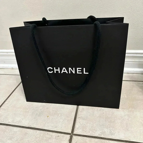 TWO  CHANEL Paper bags - Picture 1 of 3